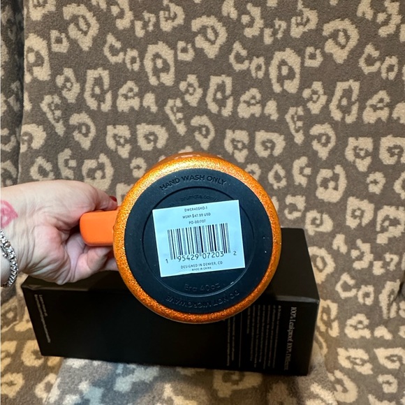 BrüMate 40oz Era Tumbler in Showtime Limited Edition 😍😍 New & Never Used 😍😍 - Picture 13 of 17